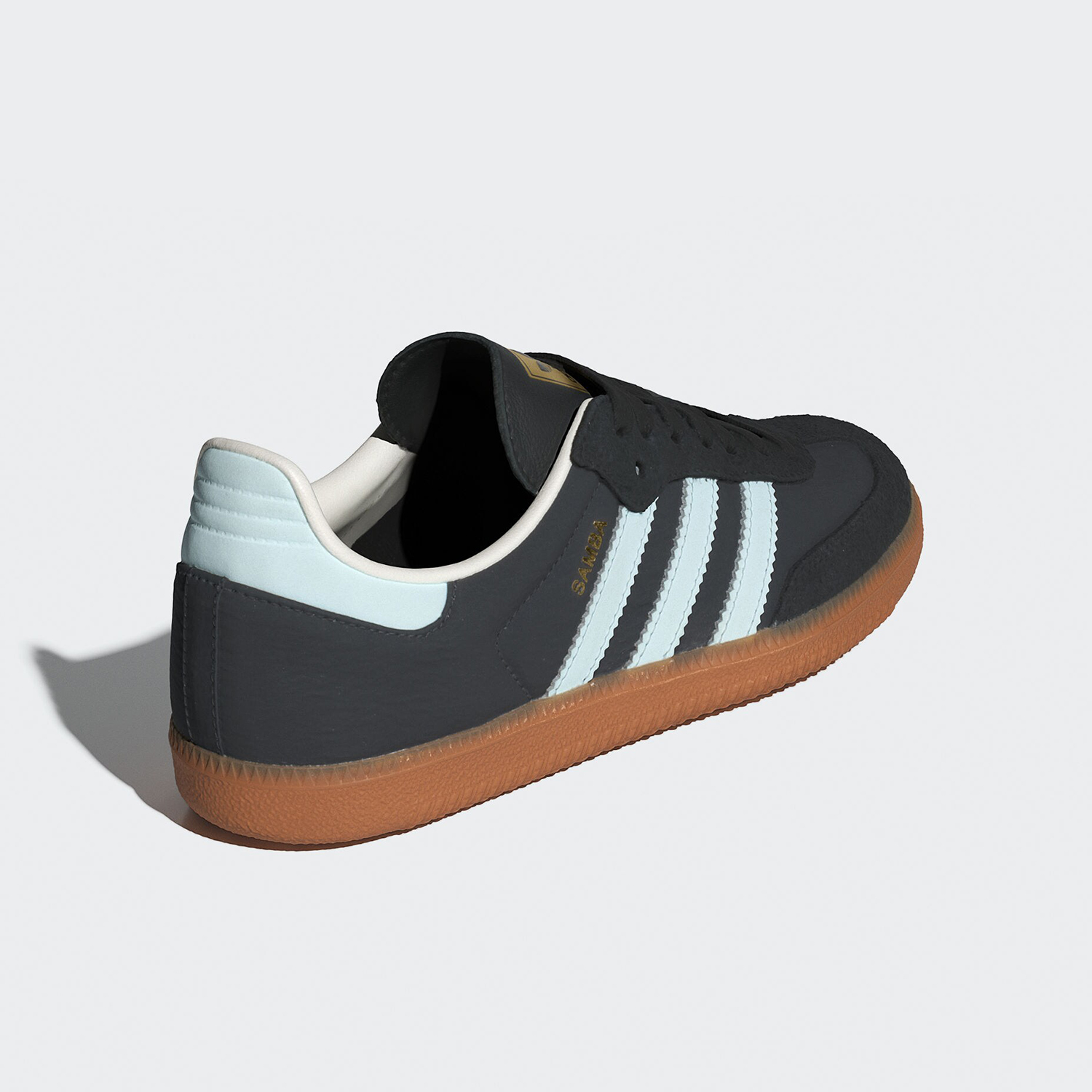Adidas Authentic Three Leaves  - đánh giá và giá Adidas Shoes Samba